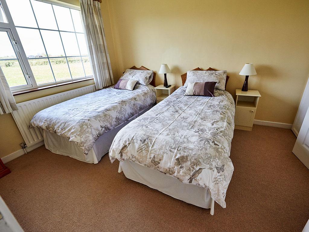 Hawthorn View Bed And Breakfast Thurles Room photo
